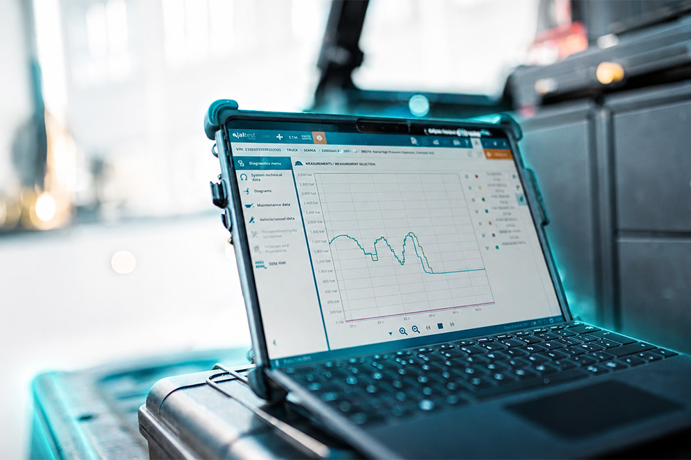 How Diagnostic Tools Help Commercial Vehicles Pass Their MOT First Time